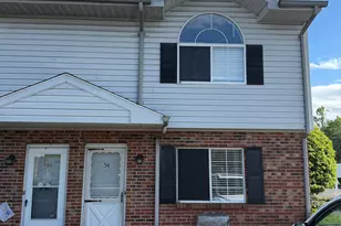 975 Meriden Rd, Waterbury, CT 06705 - Photo 1