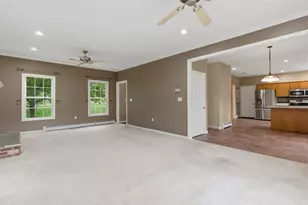 41 Winterberry Dr, Colchester, CT 06415 - Photo 7