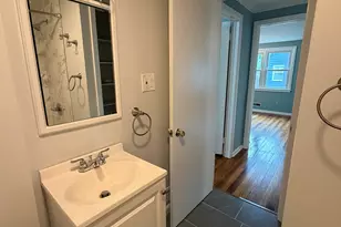 50 Lincoln Ave, Danbury, CT 06810 - Photo 11