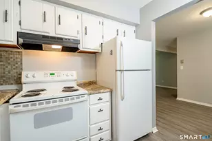 113 Candlewood Dr, South Windsor, CT 06074 - Photo 5