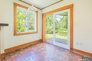 95 Beecher Rd, Woodbridge, CT 06525 - Photo 11