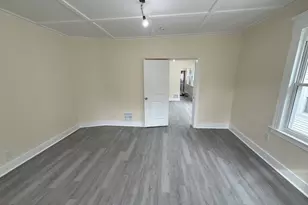 82 Bunker Hill Ave, Waterbury, CT 06708 - Photo 5