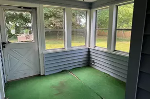 43 Sycamore Rd, Milford, CT 06460 - Photo 17