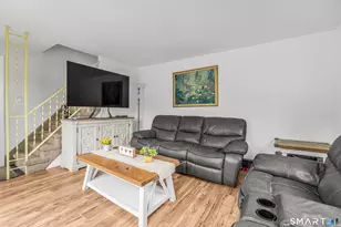 67 Corona Dr, Waterbury, CT 06708 - Photo 7