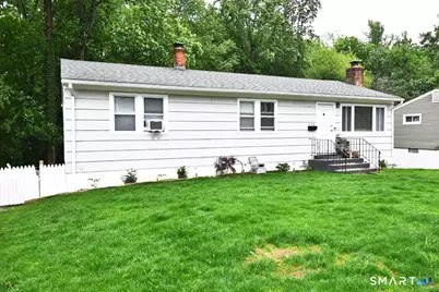 170 Sequoia Road, Bridgeport, CT 06606 - Photo 17