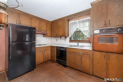 10 Horseshoe Drive, East Granby, CT 06026 - Photo 13