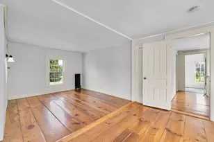 1070 Enfield St, Enfield, CT 06082 - Photo 23