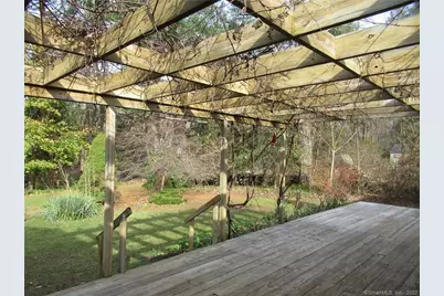 11 Burnt Swamp Road, Woodbridge, CT 06525 - Photo 3
