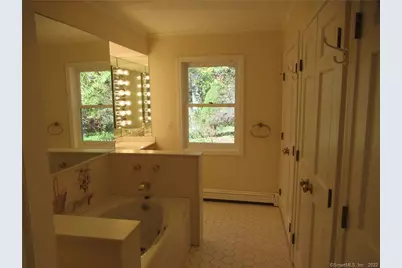 11 Burnt Swamp Road, Woodbridge, CT 06525 - Photo 17