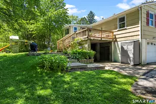 16 Pollys Ln, Montville, CT 06382 - Photo 7