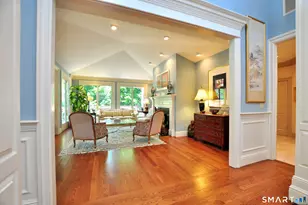 2 Schuyler Ln, Bloomfield, CT 06002 - Photo 7