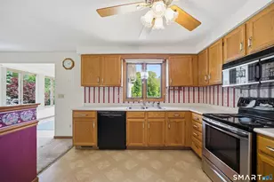 17 Spruceland Rd, Enfield, CT 06082 - Photo 11