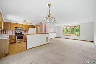 17 Spruceland Rd, Enfield, CT 06082 - Photo 15