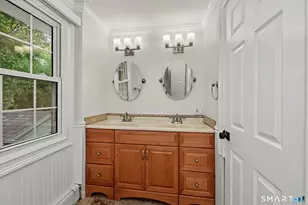 44 Barmore Dr W, Stamford, CT 06905 - Photo 19