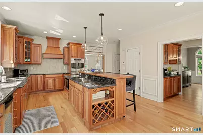 282 Glen Ridge Road, Fairfield, CT 06825 - Photo 15
