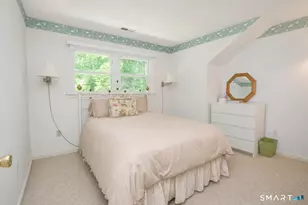 26 Rushleigh Rd, West Hartford, CT 06117 - Photo 23
