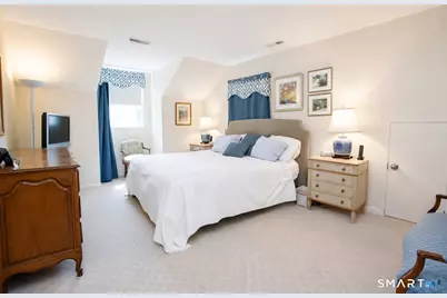 26 Rushleigh Road, West Hartford, CT 06117 - Photo 17
