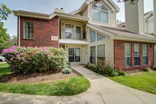 13 Carriage Crossing Ln, Middletown, CT 06457 - Photo 1