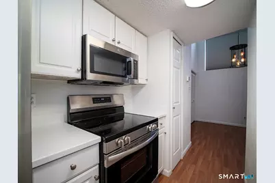 13 Carriage Crossing Lane #13, Middletown, CT 06457 - Photo 11