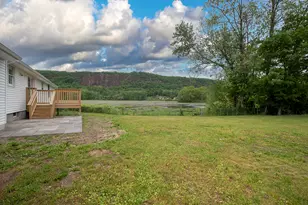 6 Warren Rd, Woodbridge, CT 06525 - Photo 9