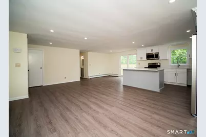 6 Warren Road, Woodbridge, CT 06525 - Photo 17