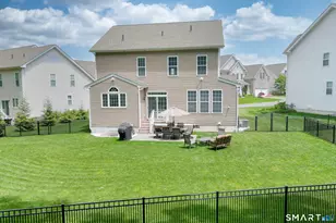 33 S Crossing Way, Bethel, CT 06801 - Photo 33