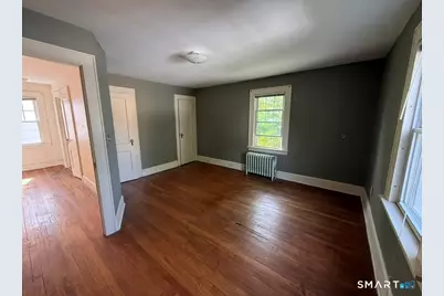 66 Overland Avenue, Bridgeport, CT 06606 - Photo 17