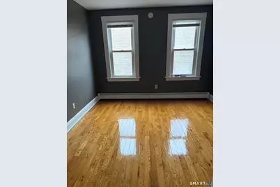 1018 Hancock Avenue #3L, Bridgeport, CT 06605 - Photo 3
