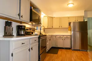 23 Great Neck Rd, Trumbull, CT 06611 - Photo 11