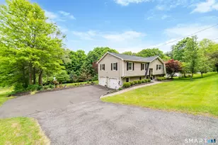 924 Roxbury Rd, Southbury, CT 06488 - Photo 3