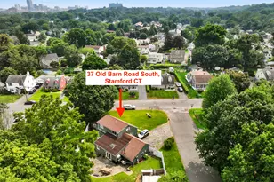 37 Old Barn Rd S, Stamford, CT 06905 - Photo 5