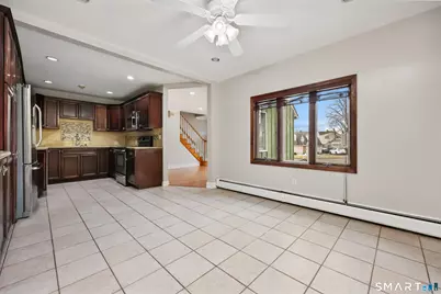 37 Old Barn Road South, Stamford, CT 06905 - Photo 15