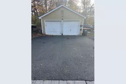 465 Pratt St Extension, Meriden, CT 06450 - Photo 3