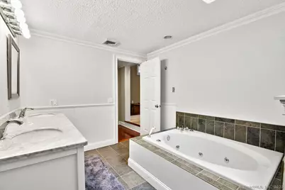 14 Ridgewood Road, Avon, CT 06001 - Photo 17