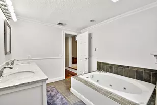 14 Ridgewood Rd, Avon, CT 06001 - Photo 17