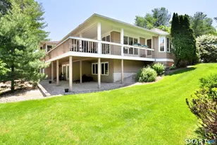 2 Schuyler Ln, Bloomfield, CT 06002 - Photo 39