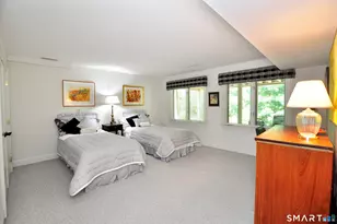 2 Schuyler Ln, Bloomfield, CT 06002 - Photo 35