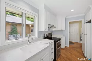 24 Biltmore Park, Bloomfield, CT 06002 - Photo 13