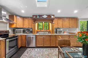 2596 High Ridge Rd, Stamford, CT 06903 - Photo 15