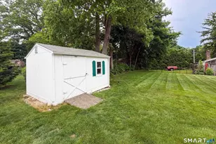 141 Sandy Ln, Meriden, CT 06450 - Photo 33