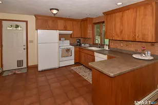 607 Old Post Rd, Tolland, CT 06084 - Photo 13