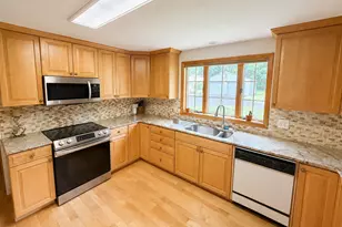 57 Matteson St, Waterbury, CT 06705 - Photo 3
