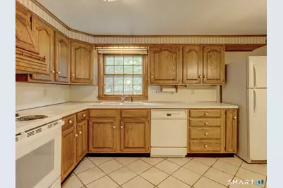 37 Dorothy Drive, Torrington, CT 06790 - Photo 11