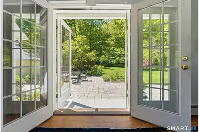 32 Juniper Road, Bloomfield, CT 06002 - Photo 9