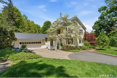 32 Juniper Road, Bloomfield, CT 06002 - Photo 1