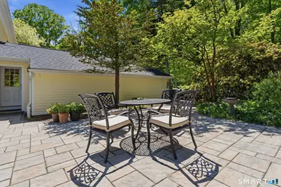 32 Juniper Road, Bloomfield, CT 06002 - Photo 11