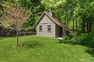 32 Juniper Rd, Bloomfield, CT 06002 - Photo 3
