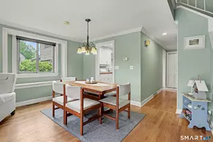 41 Happy Hollow Cir, Stratford, CT 06614 - Photo 9