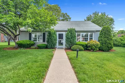 4 Aylesbury Circle #4, Madison, CT 06443 - Photo 1