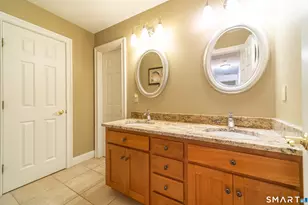 29 Copper Beech Dr, Middletown, CT 06457 - Photo 31